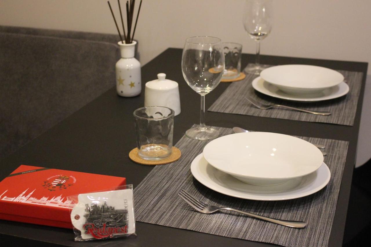 Greyblack Styles Apartment Budapest Bagian luar foto